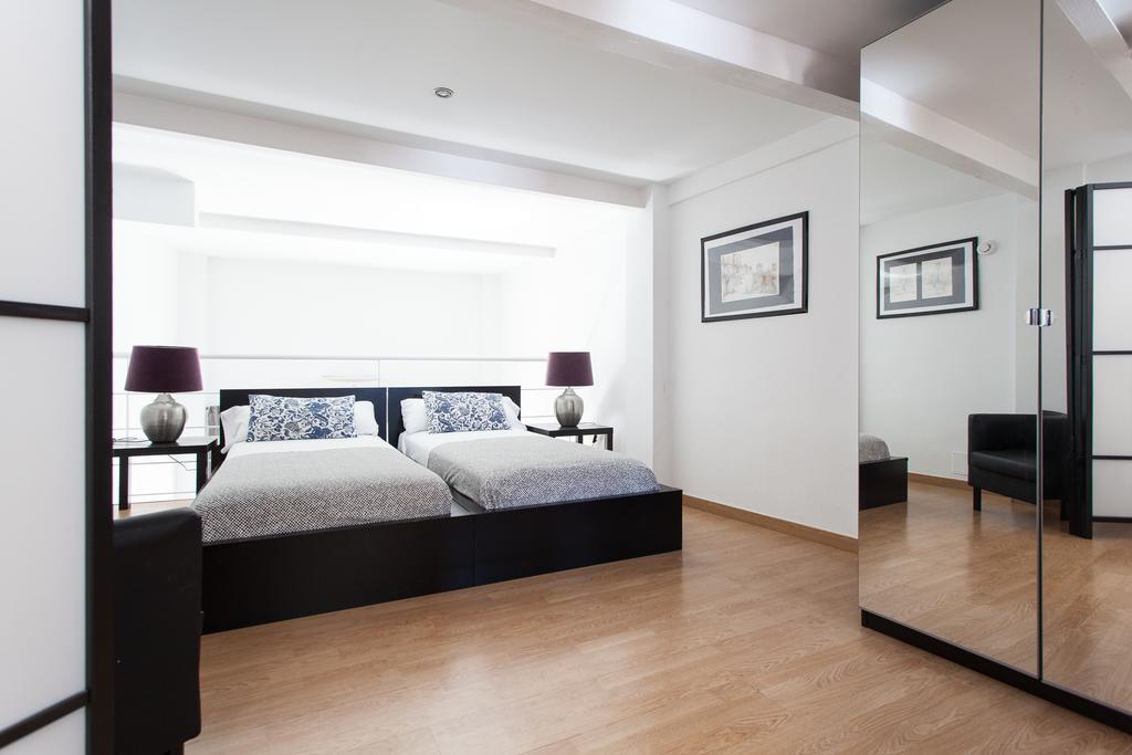 Apartamentos Edificio Constitucion Севилья Номер фото
