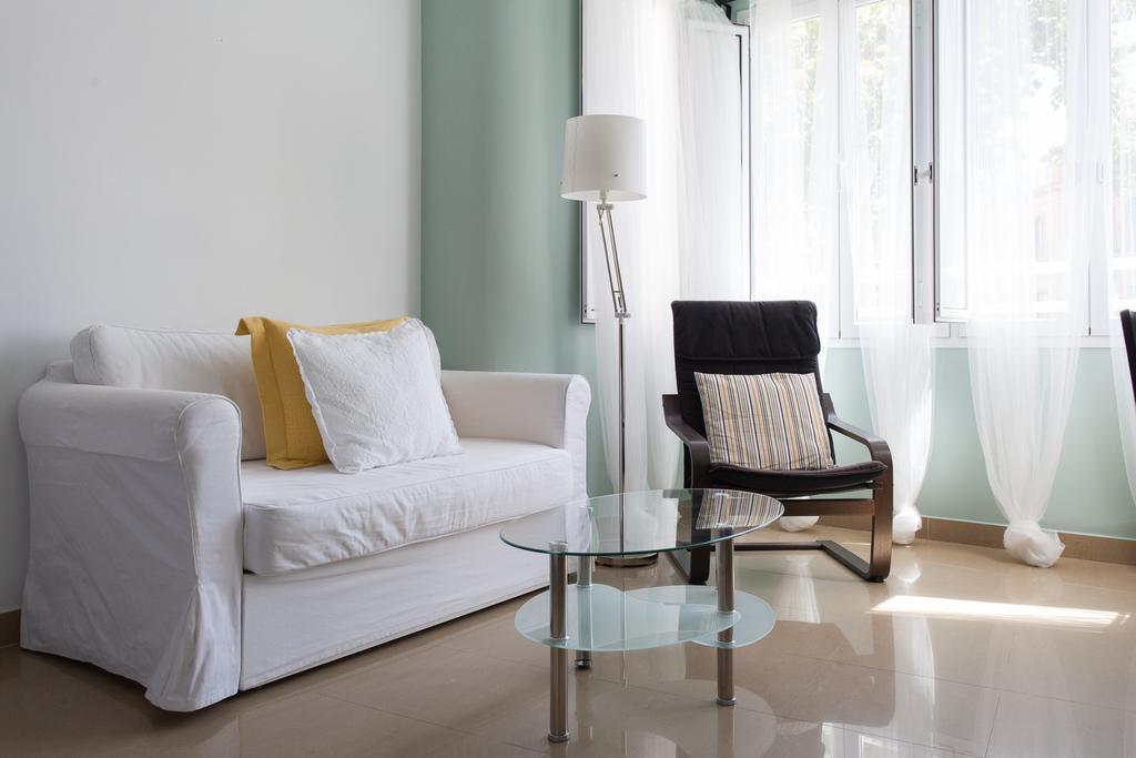 Apartamentos Edificio Constitucion Севилья Номер фото