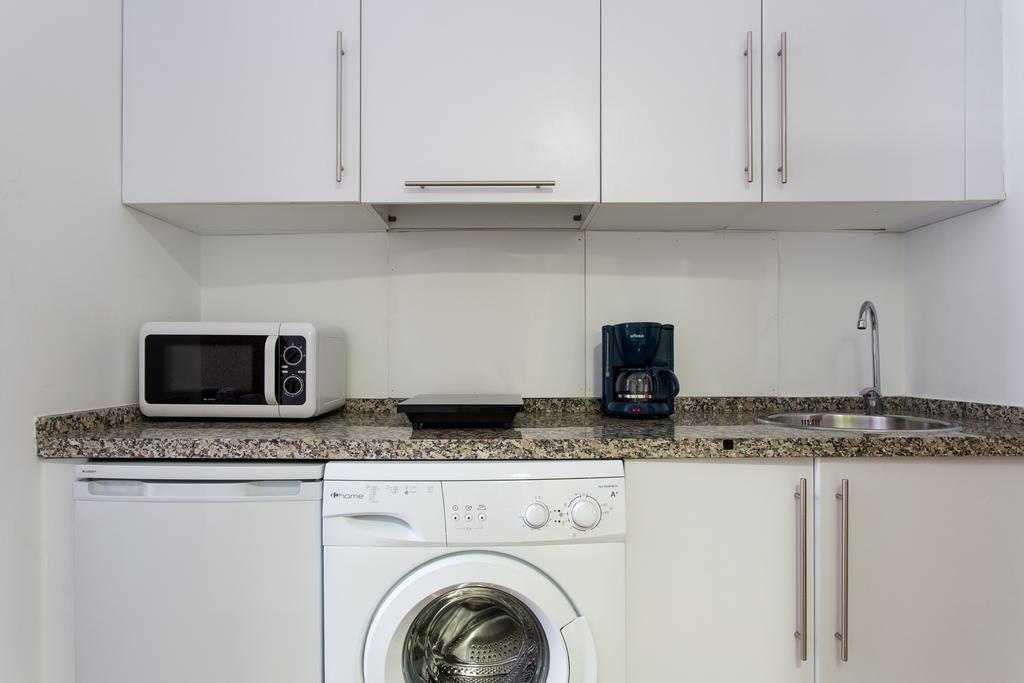 Apartamentos Edificio Constitucion Севилья Экстерьер фото