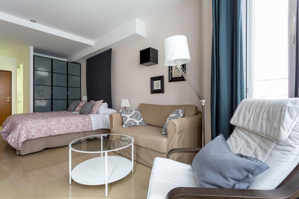 Apartamentos Edificio Constitucion Севилья Экстерьер фото