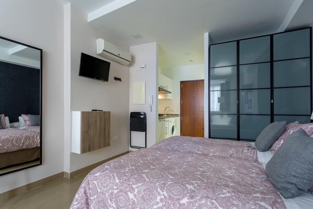 Apartamentos Edificio Constitucion Севилья Экстерьер фото